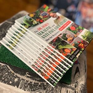 The Dr. Sebi's Alkaline and Anti-Inflammatory Diet Book